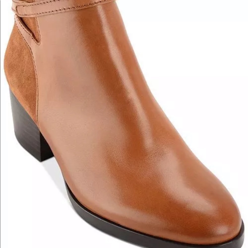 Ralph Lauren Damara Booties size 7